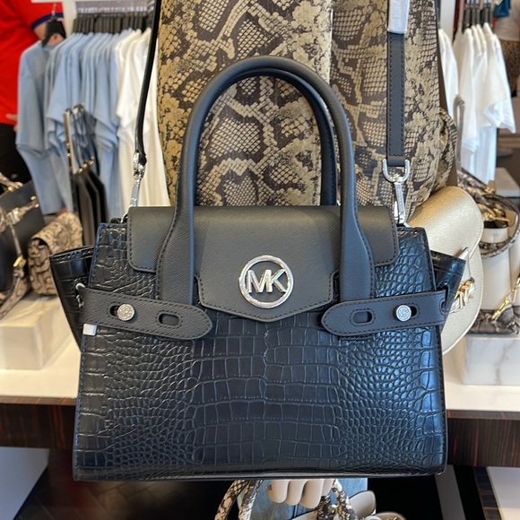 MICHAEL KORS
Carmen Medium Belted Flap Satchel Crocodile Leather
NWT - Picture 16 of 16